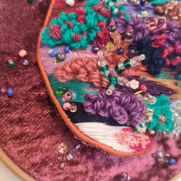 Once Upon a Ruby Velvet Full Moon (II)...17 cm